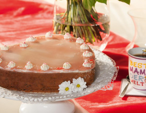 Kirsch-Stracciatella-Torte zum Muttertag