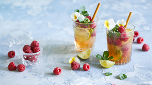 Himbeer Rhabarber Sangria