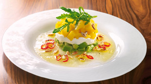 Mango Avocado Tuermchen mit Ricotta