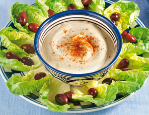 Mandel-Dip mit Knoblauch