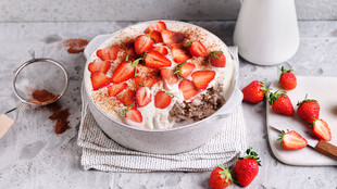 Veganes Erdbeer Tiramisu