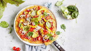 Vegane Pizza mit Gemueseboden