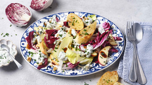 Chicoree Salat mit Roquefort