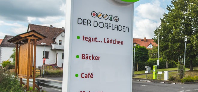 tegut... Lädchen Schönstadt Außenschild