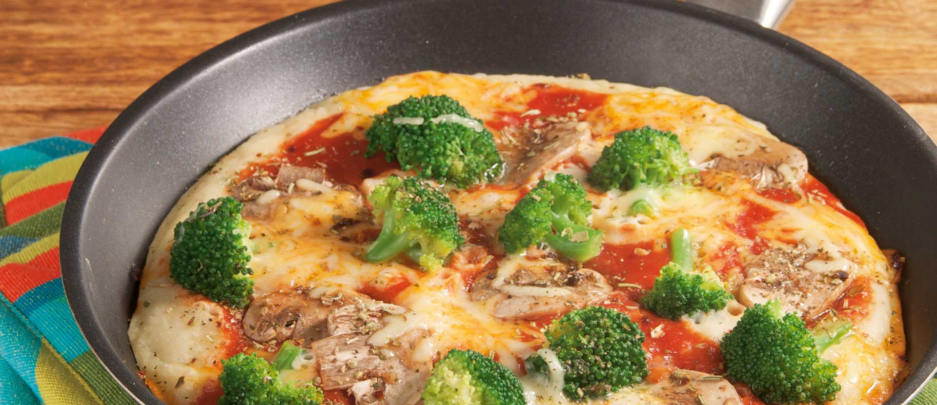 Pizza-Pfannkuchen mit Brokkoli und Champignons Rezept | tegut...