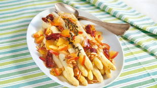 Ofenspargel mit Apfel und Thymian
