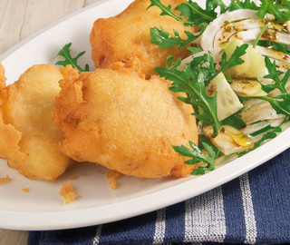Backfisch mit Fenchel Rucola Salat