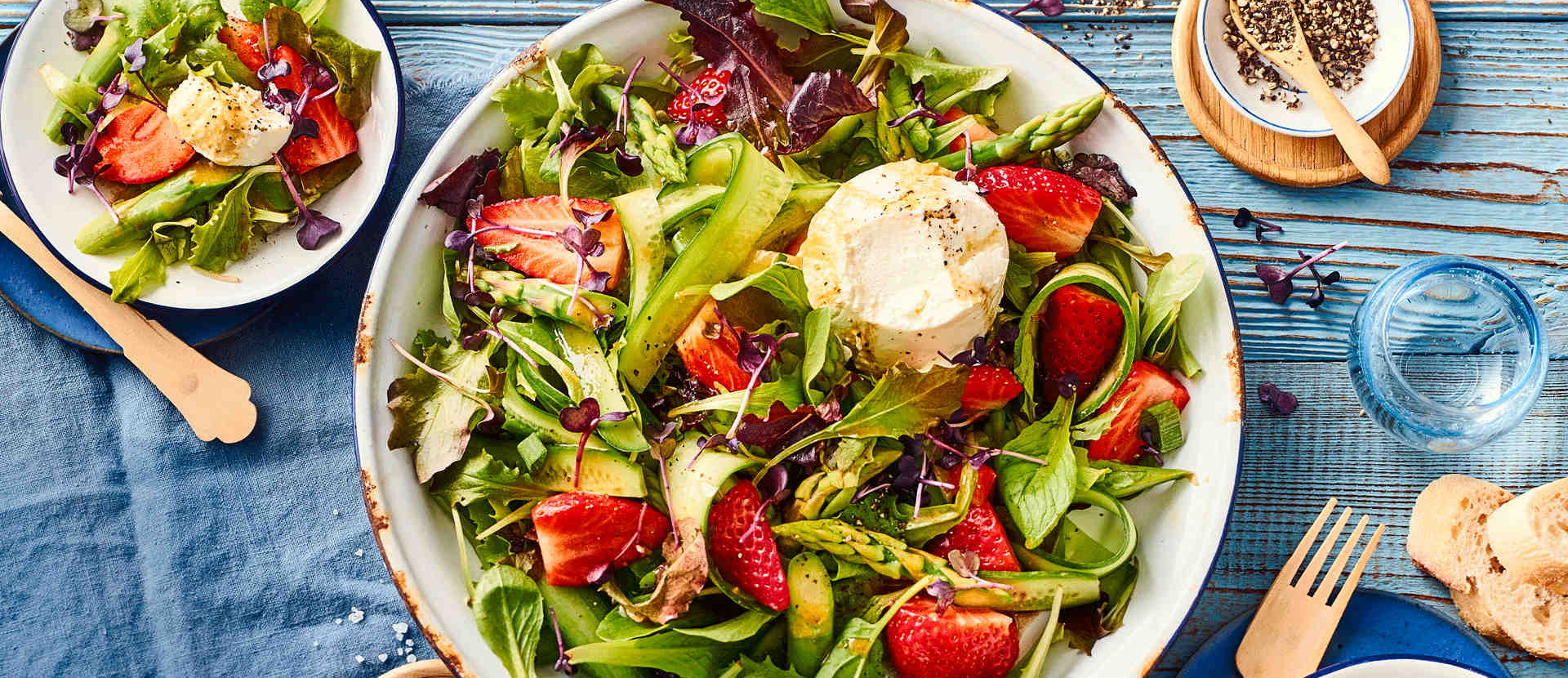 Erdbeer-Mix-Salat mit Ricotta