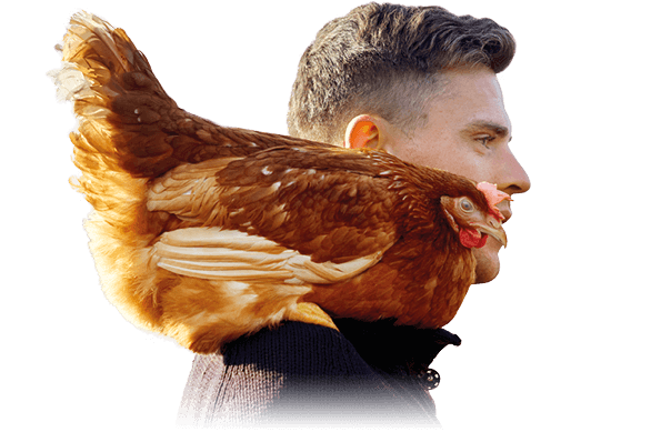 Mann mit Huhn auf Schulter