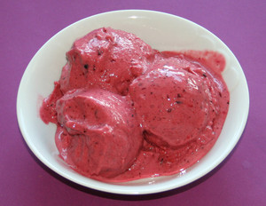 Beeren-Joghurt-Eis