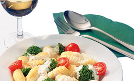 Brokkoli-Gorgonzola-Sauce zu Gnocchi